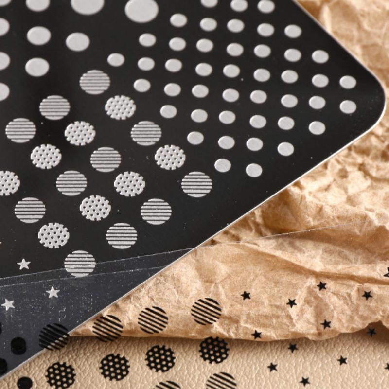3D Printing Template - แผ่นปั๊มลายเล็บสแตนเลสลายจุดและเส้นตรงน่ารัก สำหรับทำเล็บแบบฝรั่งเศส พร้อมเครื่องมือพิมพ์ลายเล็บ 3D